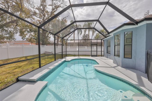 2806 BROOKE PINES COURT, Plant City, FL 33566