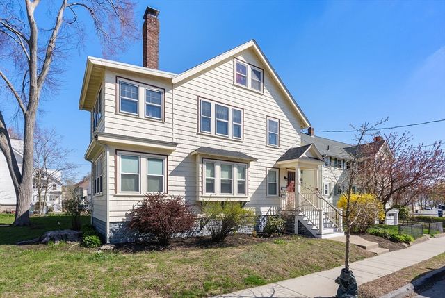 139 Bartlett Street 1, Belmont, MA 02478