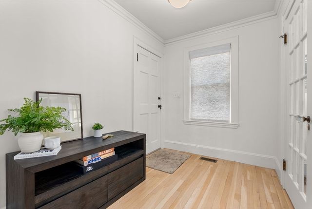 139 Bartlett Street 1, Belmont, MA 02478