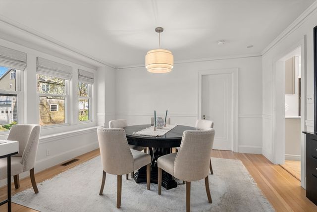 139 Bartlett Street 1, Belmont, MA 02478
