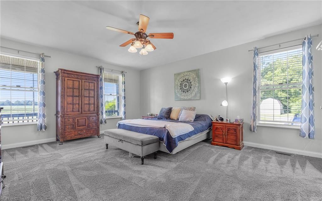 2428 Number Ten LN, Chesapeake, VA 23323