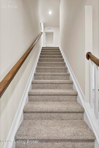 4013 Blackthorn Pl, La Grange, KY 40031