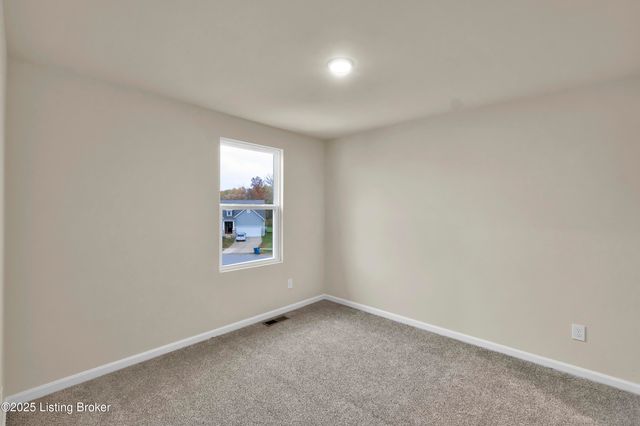 4013 Blackthorn Pl, La Grange, KY 40031