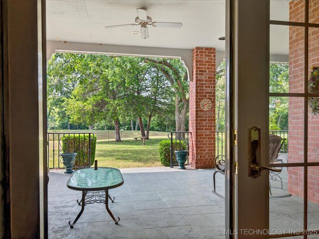 4015 Silver Lake Road, Bartlesville, OK 74006