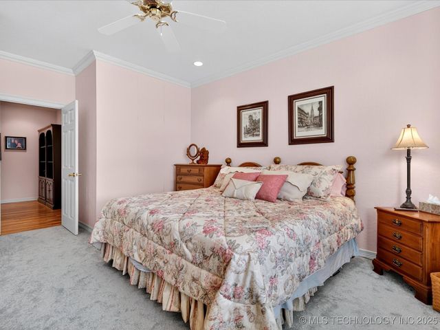 4015 Silver Lake Road, Bartlesville, OK 74006