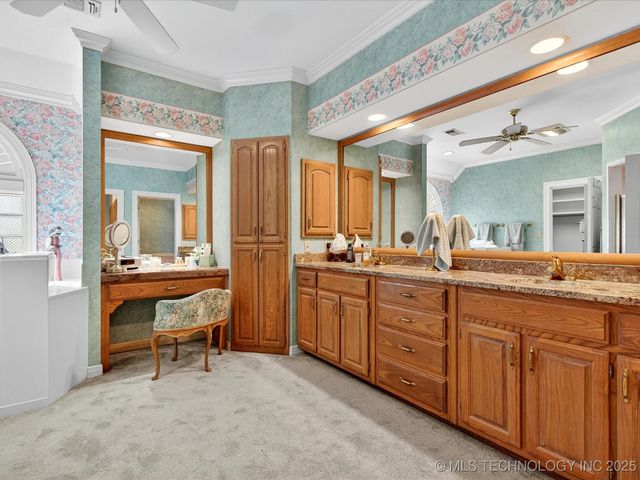 4015 Silver Lake Road, Bartlesville, OK 74006