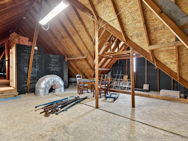 4015 Silver Lake Road, Bartlesville, OK 74006