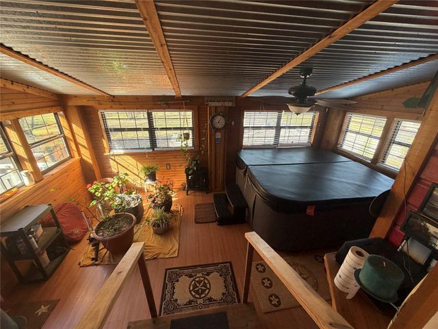 19519 County Road 377, Marquez, TX 77865