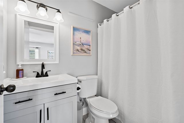 46 Woodland Drive 103, Vero Beach, FL 32962