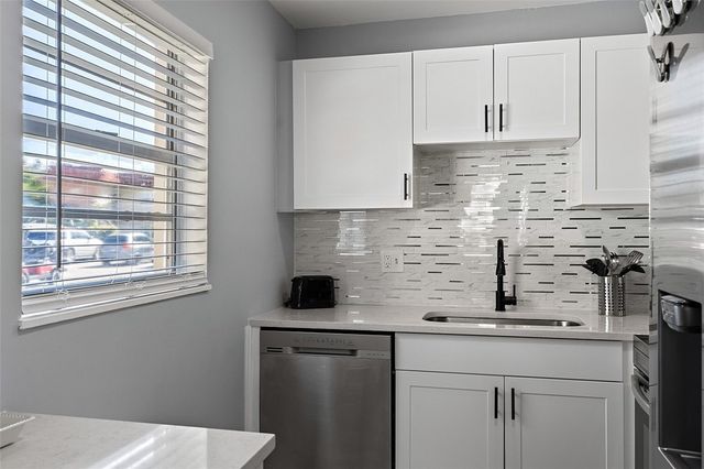 46 Woodland Drive 103, Vero Beach, FL 32962