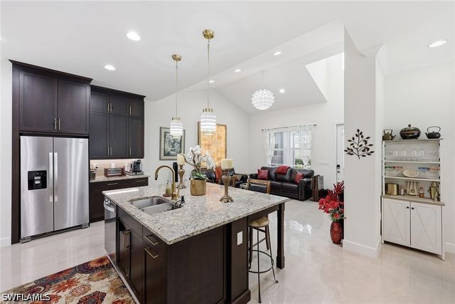 7204 Cayo Coco LN, Naples, FL 34113