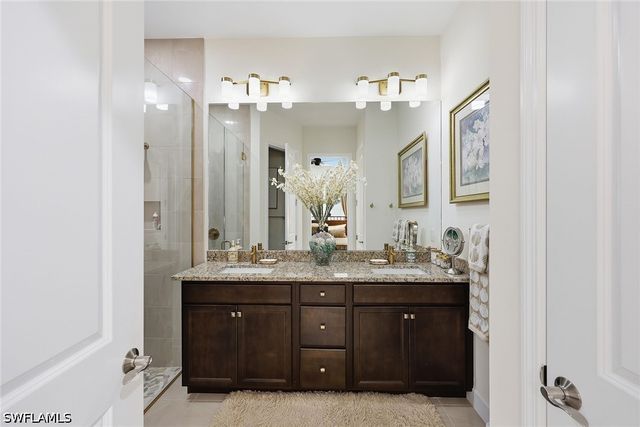 7204 Cayo Coco LN, Naples, FL 34113