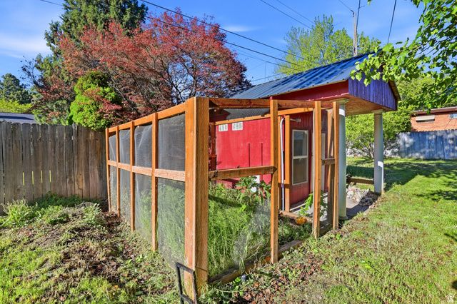 18 W 900 N, Bountiful, UT 84010