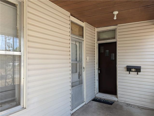 709 W Benton Street, Windsor, MO 65360