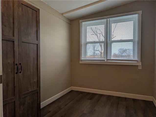 709 W Benton Street, Windsor, MO 65360