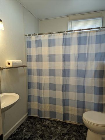 709 W Benton Street, Windsor, MO 65360