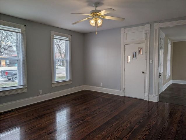 709 W Benton Street, Windsor, MO 65360