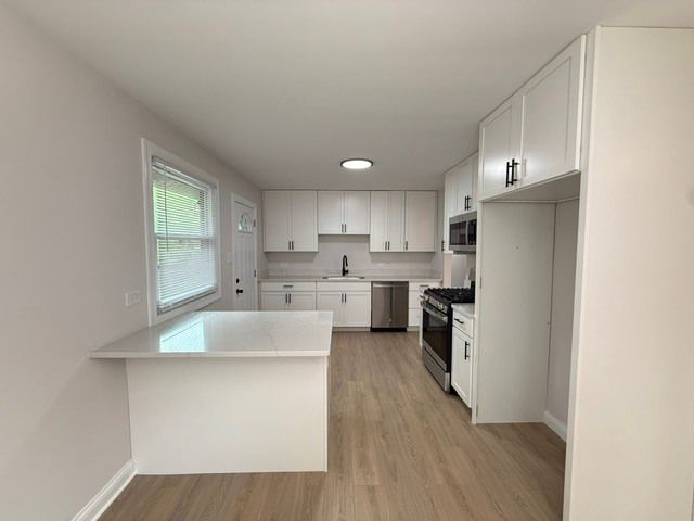 17002 Central Park Avenue, Hazel Crest, IL 60429