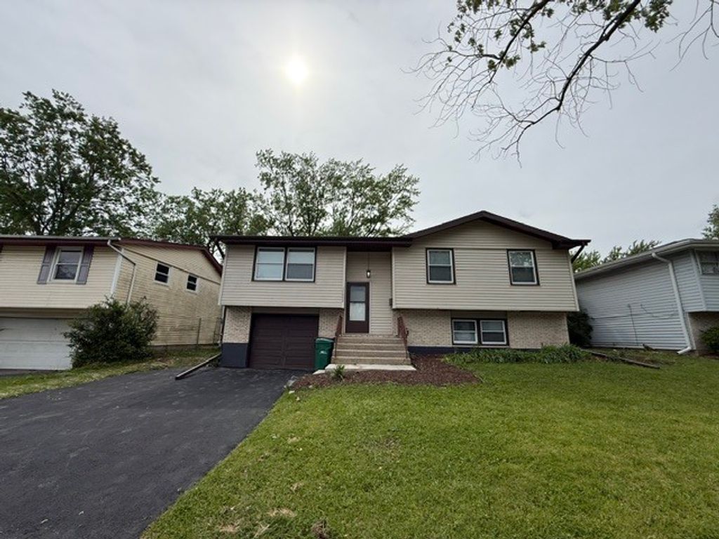 17002 Central Park Avenue, Hazel Crest, IL 60429
