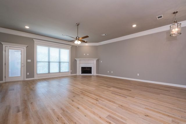 12 Majestic Court, Maumelle, AR 72113