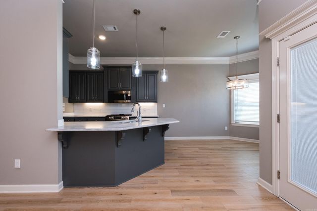 12 Majestic Court, Maumelle, AR 72113