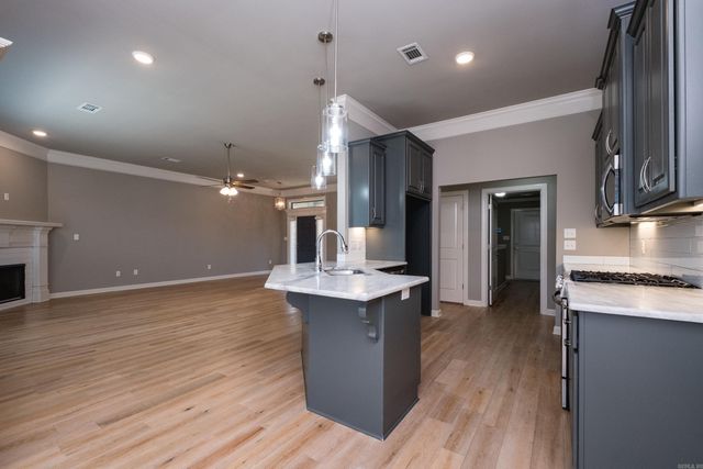 12 Majestic Court, Maumelle, AR 72113