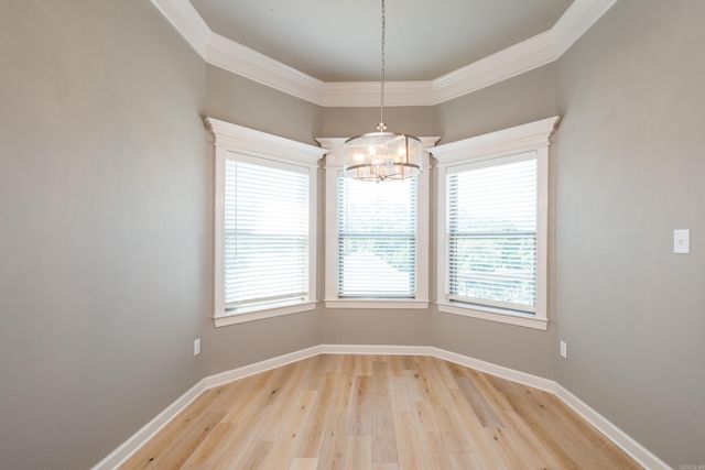 12 Majestic Court, Maumelle, AR 72113