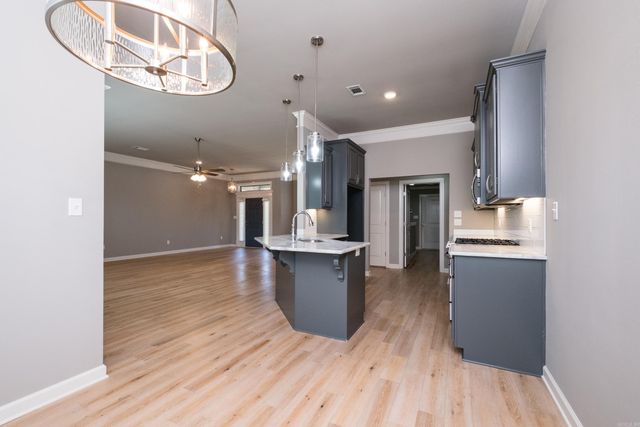 12 Majestic Court, Maumelle, AR 72113