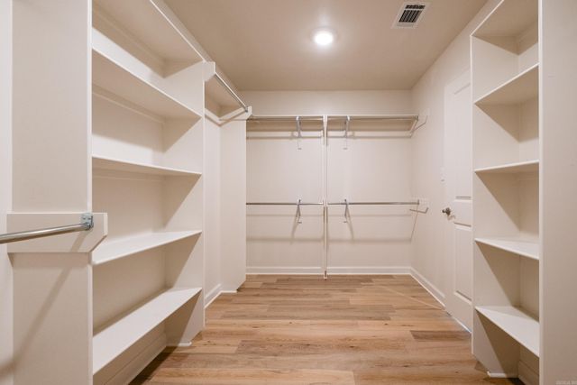 12 Majestic Court, Maumelle, AR 72113