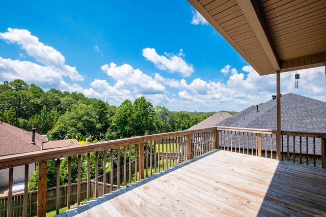 12 Majestic Court, Maumelle, AR 72113