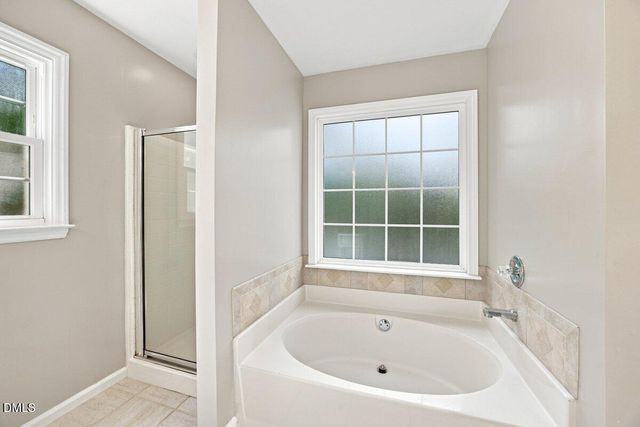 2516 Deanwood Drive, Raleigh, NC 27615