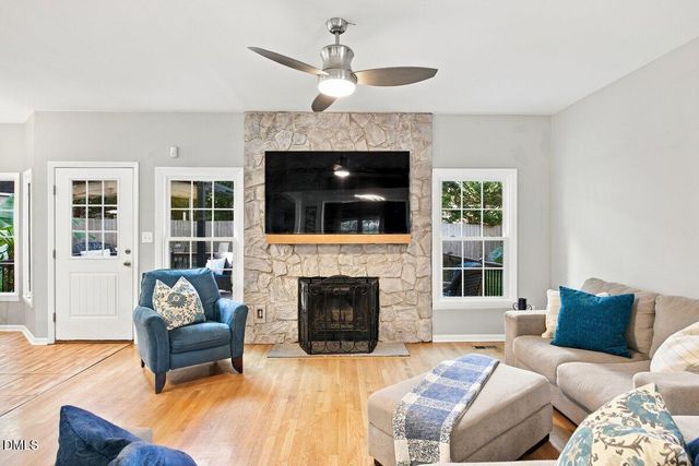 2516 Deanwood Drive, Raleigh, NC 27615