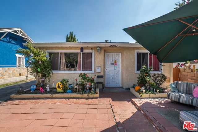 2660 Newell Street, Los Angeles, CA 90039