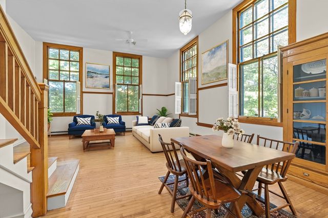 35 Nonantum St C, Boston, MA 02135