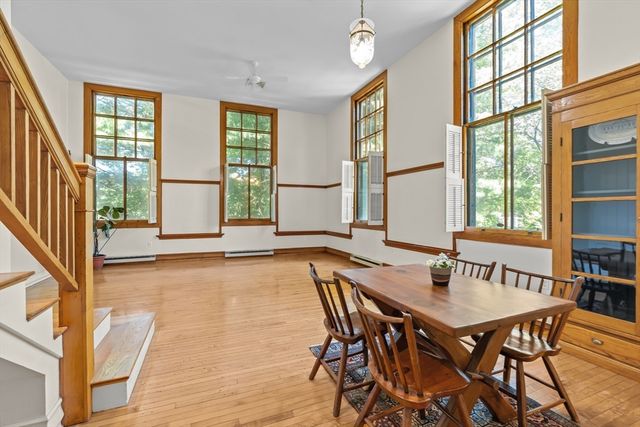 35 Nonantum St C, Boston, MA 02135