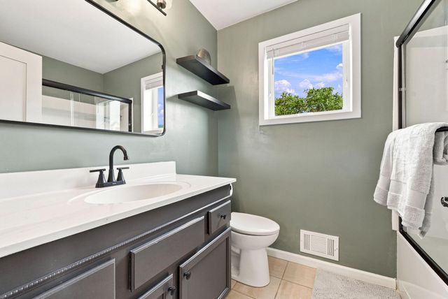 1911 S 5th Street, Minneapolis, MN 55454