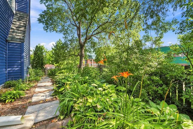 1911 S 5th Street, Minneapolis, MN 55454
