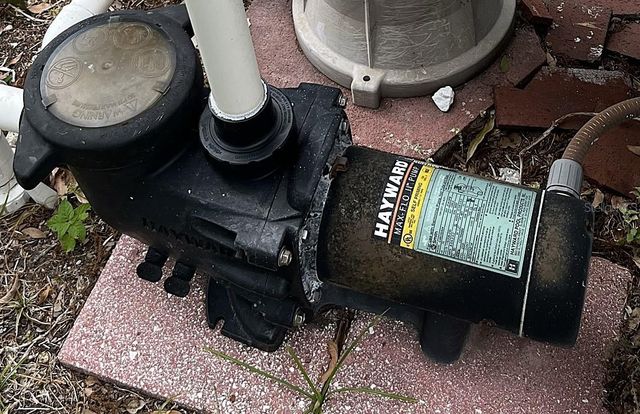 9596 GROVELAND STREET, Seminole, FL 33772