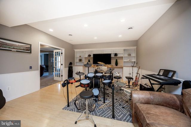 153 MAGNOLIA DR, Phoenixville, PA 19460