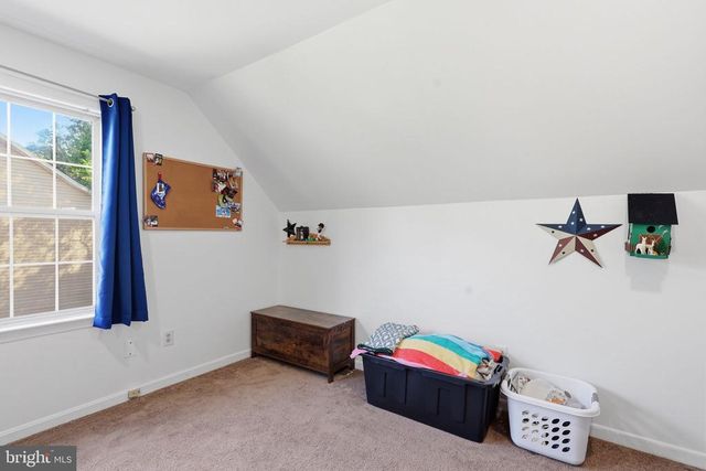 10106 S FULTON DR, Fredericksburg, VA 22408