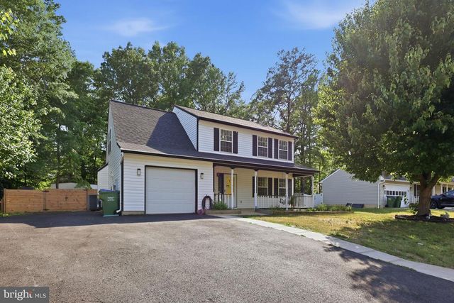 10106 S FULTON DR, Fredericksburg, VA 22408