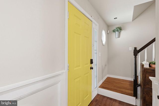 10106 S FULTON DR, Fredericksburg, VA 22408