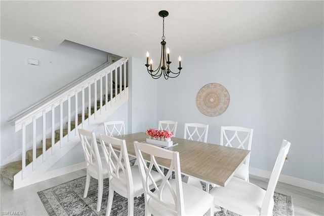 15068 Summit Place CIR, Naples, FL 34119