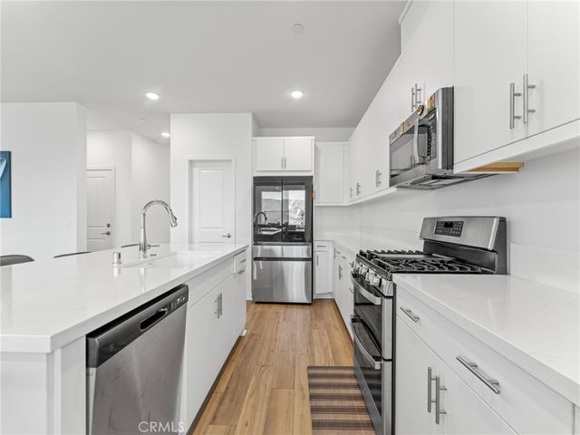 598 Meadowood, Fallbrook, CA 92028