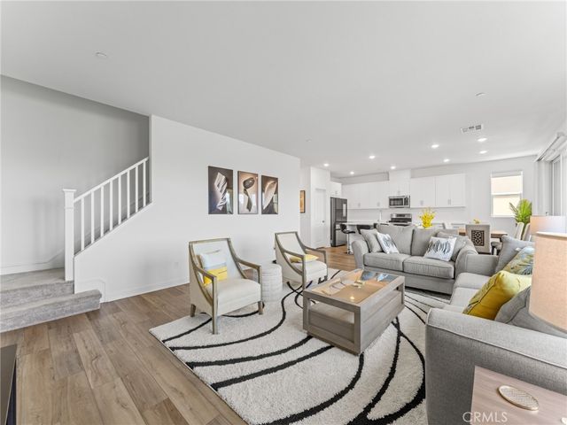 598 Meadowood, Fallbrook, CA 92028
