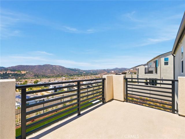 598 Meadowood, Fallbrook, CA 92028