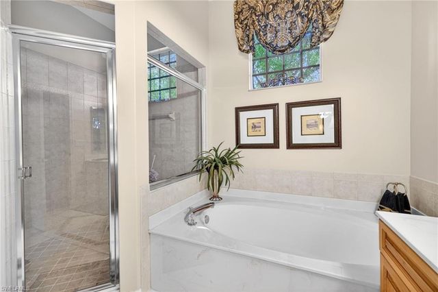 9550 Cedar Creek DR, Bonita Springs, FL 34135