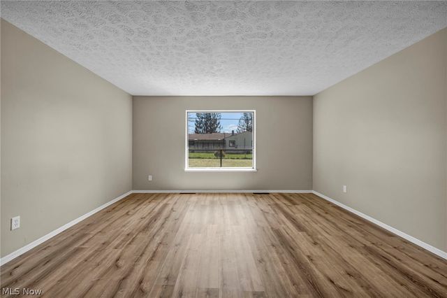 5863 Kimberly Drive, Bedford Heights, OH 44146