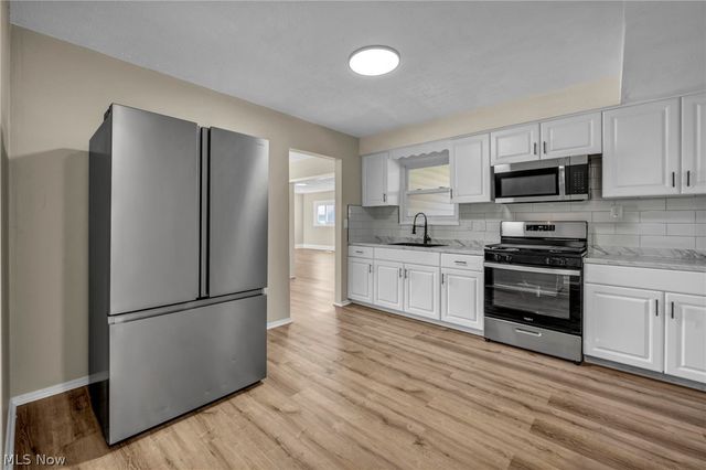 5863 Kimberly Drive, Bedford Heights, OH 44146