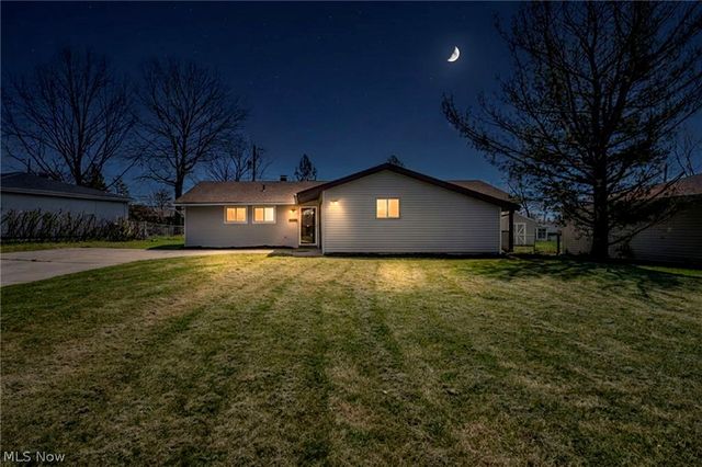 5863 Kimberly Drive, Bedford Heights, OH 44146